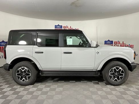 New 2026 Ford Bronco Outer Banks AWD/4WD image 2