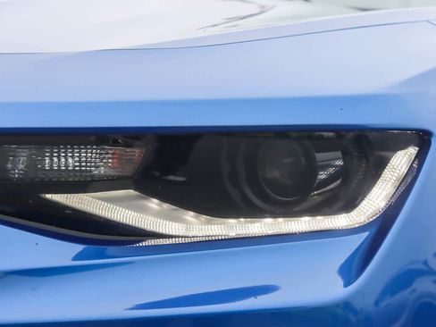 Used 2017 Chevrolet Camaro LT image 7