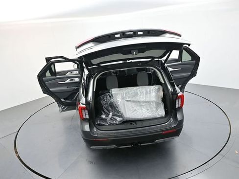 New 2026 Ford Explorer Active AWD/4WD image 40