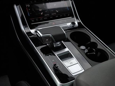 New 2026 Audi Q8 Prestige image 23