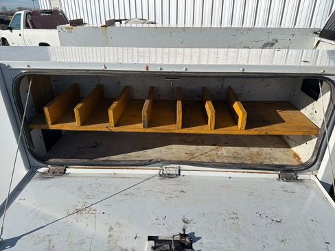 Used 2008 GMC Sierra 3500 SLE image 16