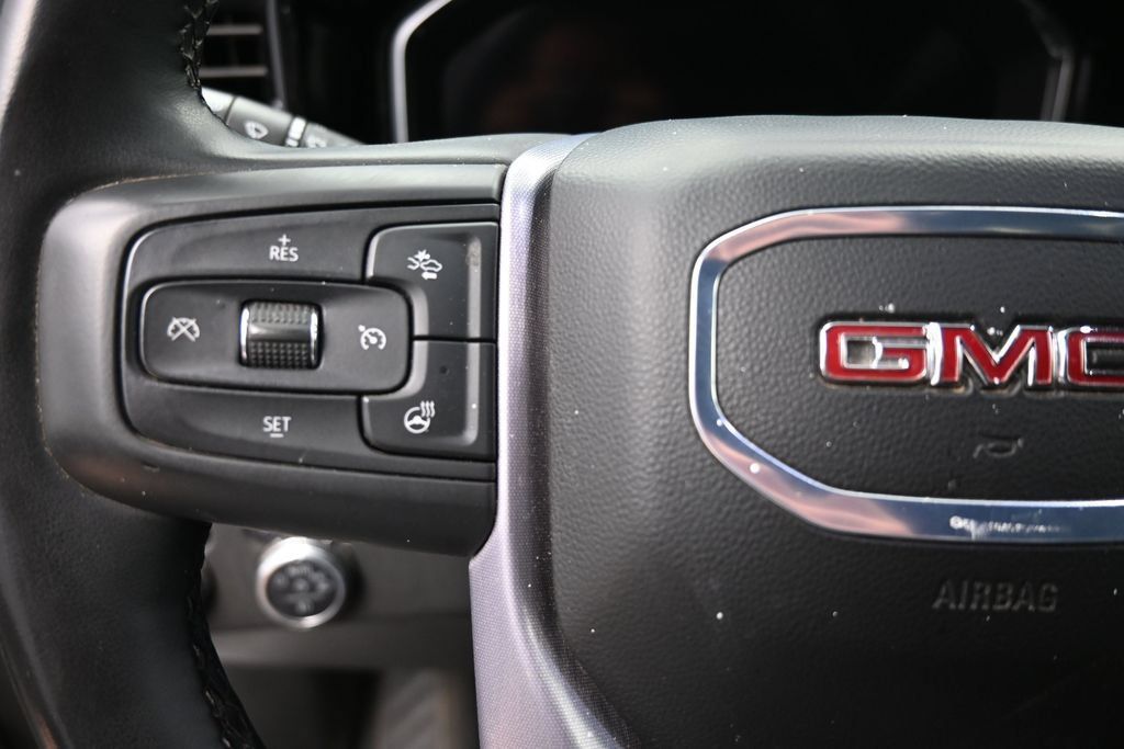 Used 2025 GMC Sierra 1500 SLT AWD/4WD image 19