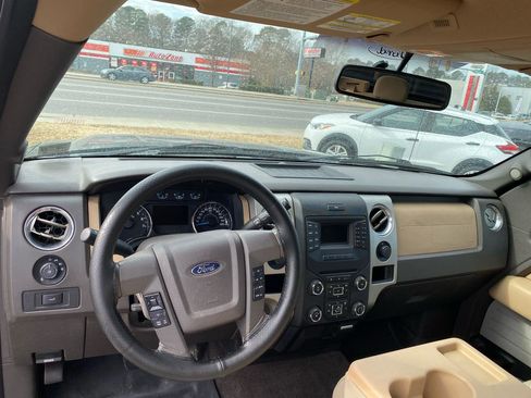 Used 2014 Ford F150 XLT w/ XLT Chrome Package image 9