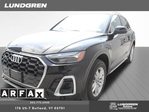 Used 2023 Audi Q5 2.0T Premium w/ Convenience Package AWD/4WD image 11