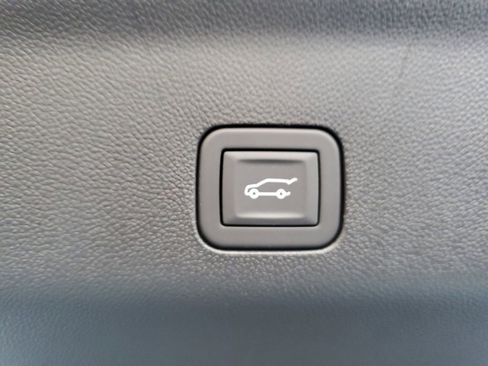 New 2026 Chevrolet Tahoe High Country AWD/4WD image 10