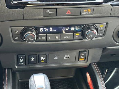 Used 2024 Nissan Frontier Pro-X w/ Pro Convenience Package image 25