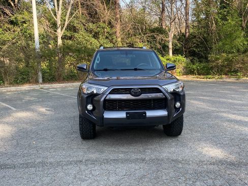 Used 2016 Toyota 4Runner Limited image 2