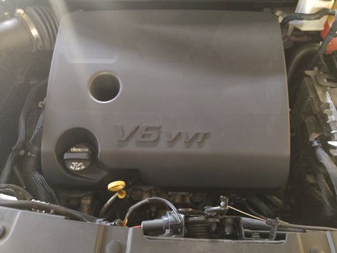 Used 2021 Chevrolet Traverse LT AWD/4WD image 30