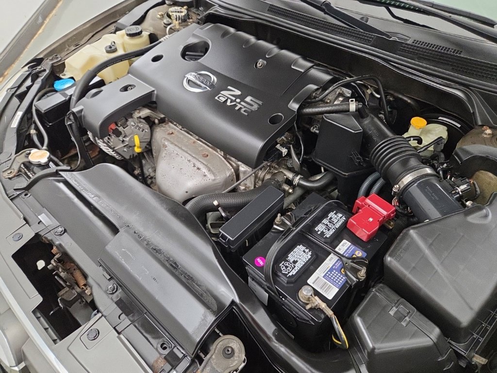 Used 2004 Nissan Altima 2.5 SL FWD image 36