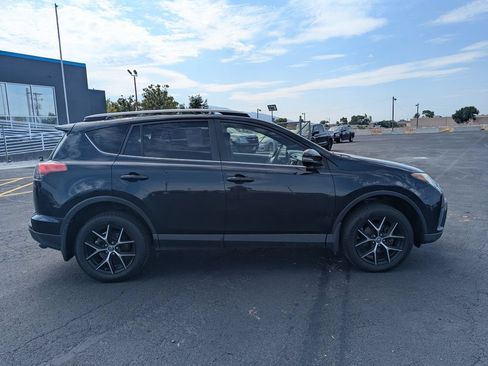 Used 2017 Toyota RAV4 SE AWD/4WD image 2