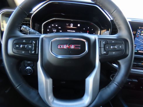 Used 2023 GMC Sierra 1500 Elevation w/ Preferred Package image 29