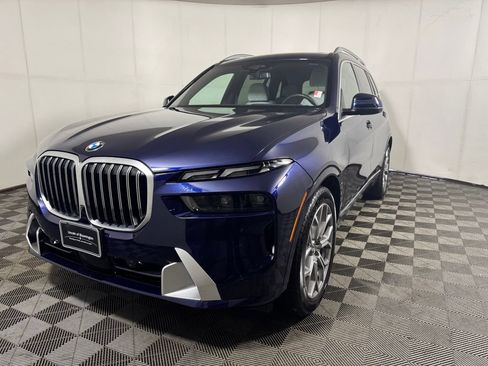 Used 2023 BMW X7 xDrive40i w/ Premium Package AWD/4WD image 1