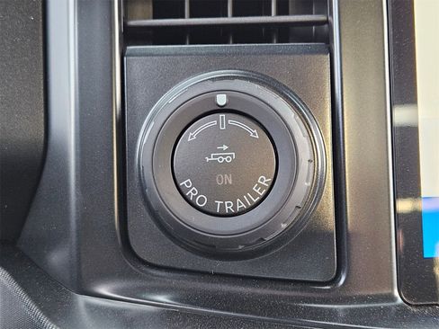 New 2026 Ford F250 Platinum w/ Tremor Off-Road Package image 19