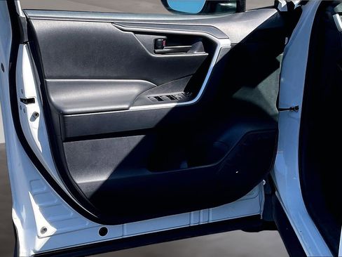 Used 2024 Toyota RAV4 LE image 20