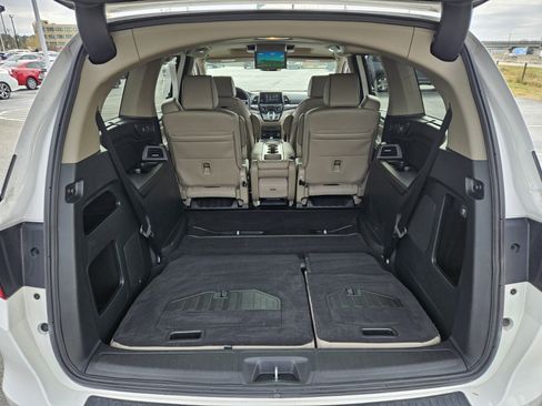 Used 2024 Honda Odyssey Elite image 18