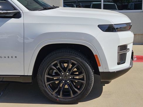 New 2026 Jeep Grand Wagoneer L Summit AWD/4WD image 6