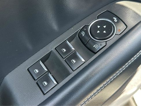 Used 2021 Ford Mustang Mach-E Select RWD image 34