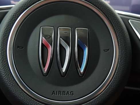 New 2026 Buick Envision Avenir image 24