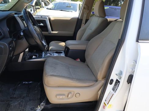 Used 2014 Toyota 4Runner SR5 RWD image 14
