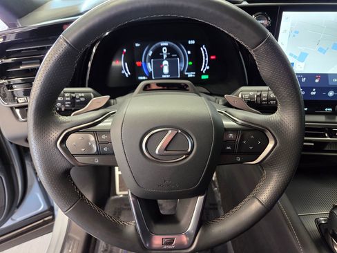 Used 2024 Lexus RX 500h F Sport w/ Convenience Package image 16