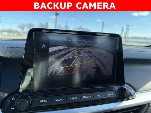 Used 2023 Kia Forte LXS w/ LXS Technology Package image 4