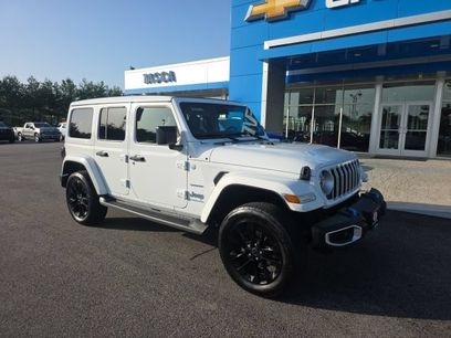 Used 2024 Jeep Wrangler Unlimited Sahara w/ Technology Group