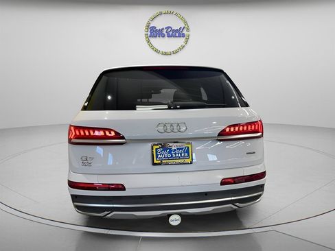 Used 2021 Audi Q7 3.0T Premium Plus w/ Premium Plus Package AWD/4WD image 4
