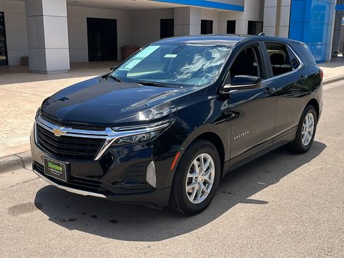 Used 2022 Chevrolet Equinox LT FWD image 3