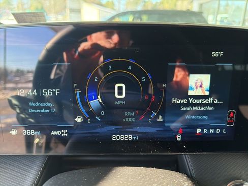 Used 2025 Chevrolet Equinox LT image 12