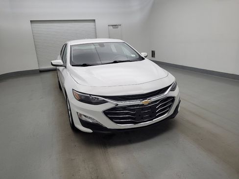 Used 2021 Chevrolet Malibu LT FWD image 14