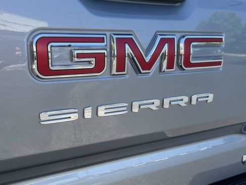 New 2026 GMC Sierra 1500 Elevation AWD/4WD image 31