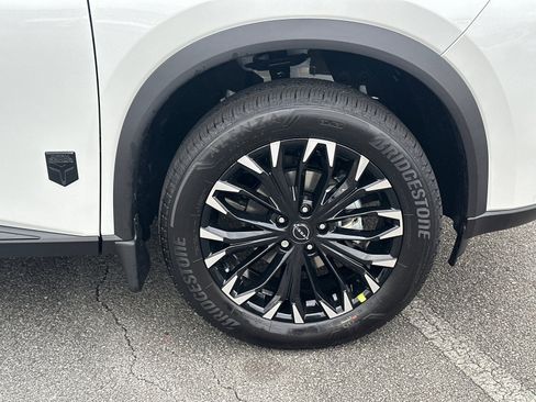 New 2026 Nissan Rogue SV image 12