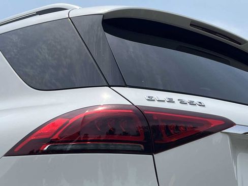 Certified 2022 Mercedes-Benz GLE 350 4MATIC image 18