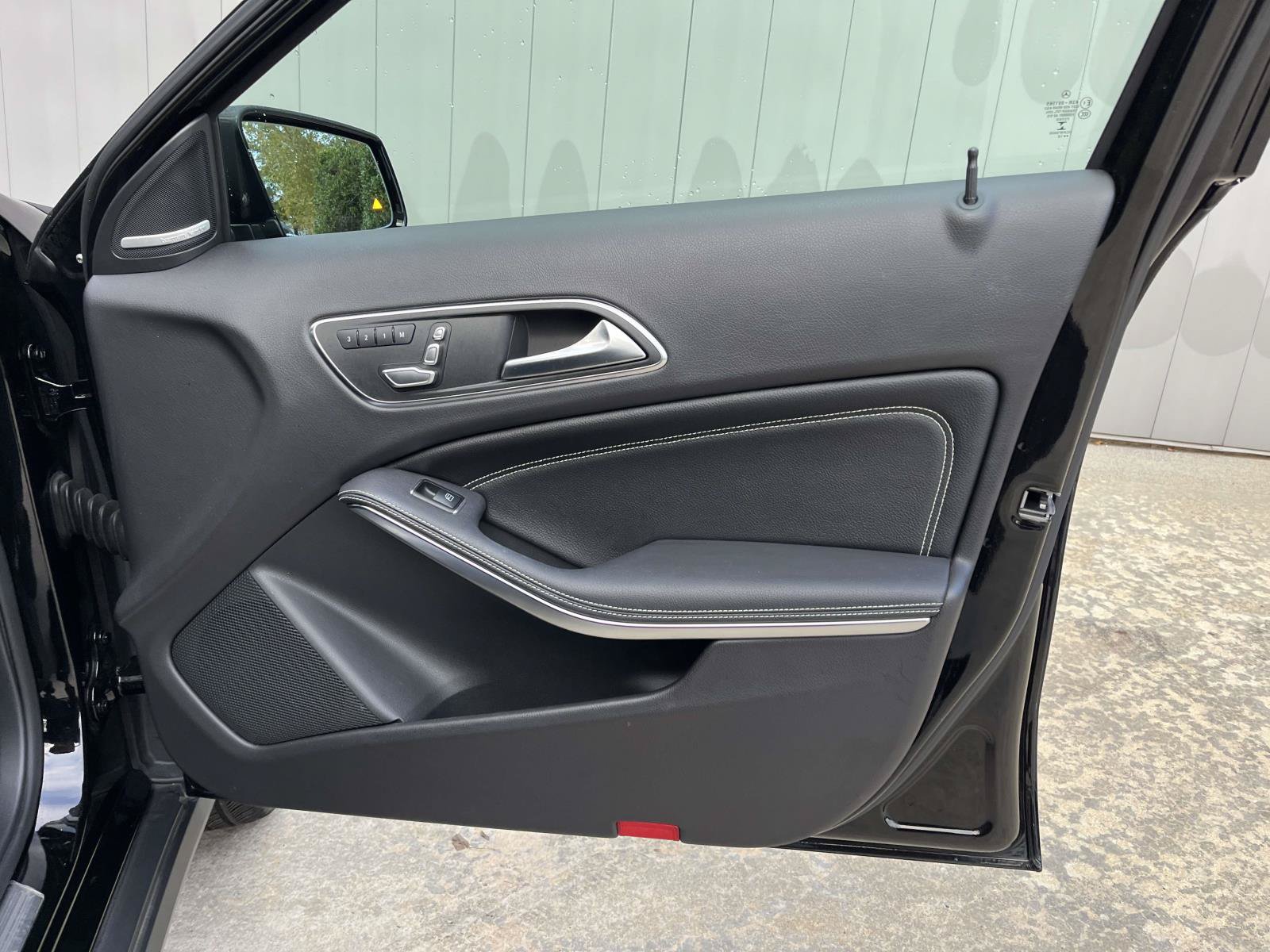 Used 2019 Mercedes-Benz GLA 250 4MATIC image 58