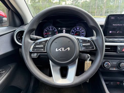 Used 2024 Kia Forte LXS FWD image 14
