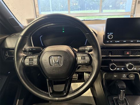 Used 2024 Honda Civic Sport image 11