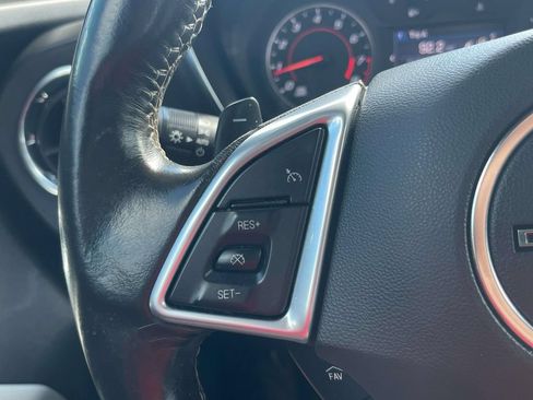 Used 2022 Chevrolet Camaro LT RWD image 28