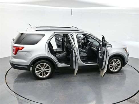 Used 2018 Ford Explorer Limited w/ Equipment Group 301A image 48