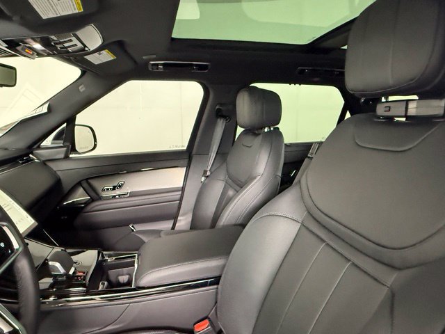 New 2026 Land Rover Range Rover Sport SE AWD/4WD image 6