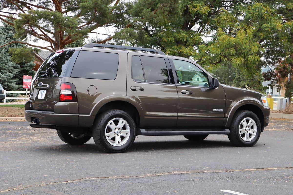 Used 2008 Ford Explorer XLT AWD/4WD image 5