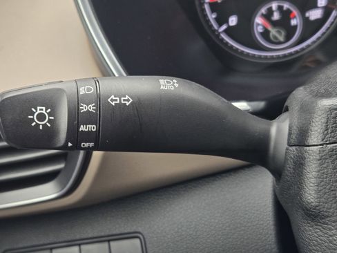 Certified 2023 Hyundai Santa Fe SE image 21