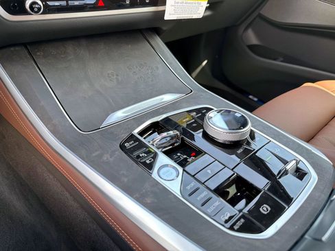 New 2026 BMW X5 xDrive50e w/ Executive Package image 28