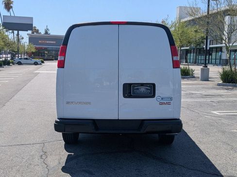 New 2026 GMC Savana 3500 Extended w/ Driver Convenience Package RWD image 8