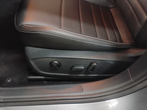 Used 2024 Volkswagen Jetta SE image 17