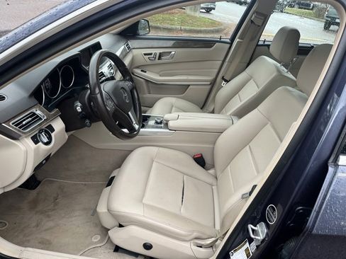 Used 2016 Mercedes-Benz E 350 4MATIC Wagon image 5