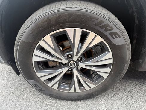 Used 2021 Nissan Rogue SV AWD/4WD image 28
