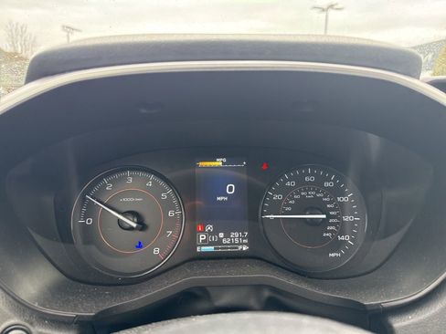 Used 2021 Subaru Crosstrek 2.0i Premium w/ Moonroof Package image 10