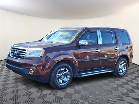 Used 2015 Honda Pilot LX image 1