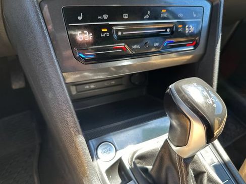 Certified 2023 Volkswagen Tiguan SE AWD/4WD image 24