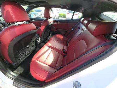 Used 2021 Kia Stinger GT1 AWD/4WD image 24